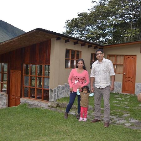 Lia B&B Lucmabamba Sahuayaco エクステリア 写真