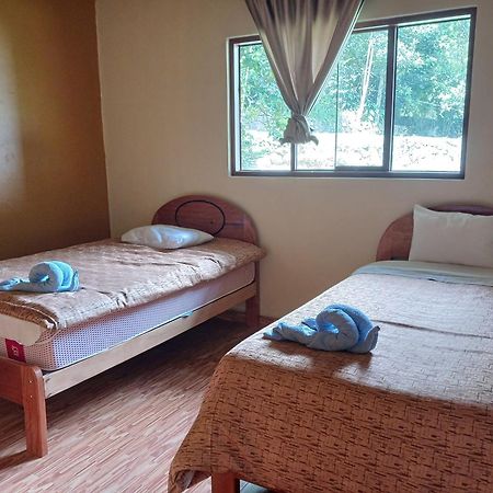 Lia B&B Lucmabamba Sahuayaco エクステリア 写真