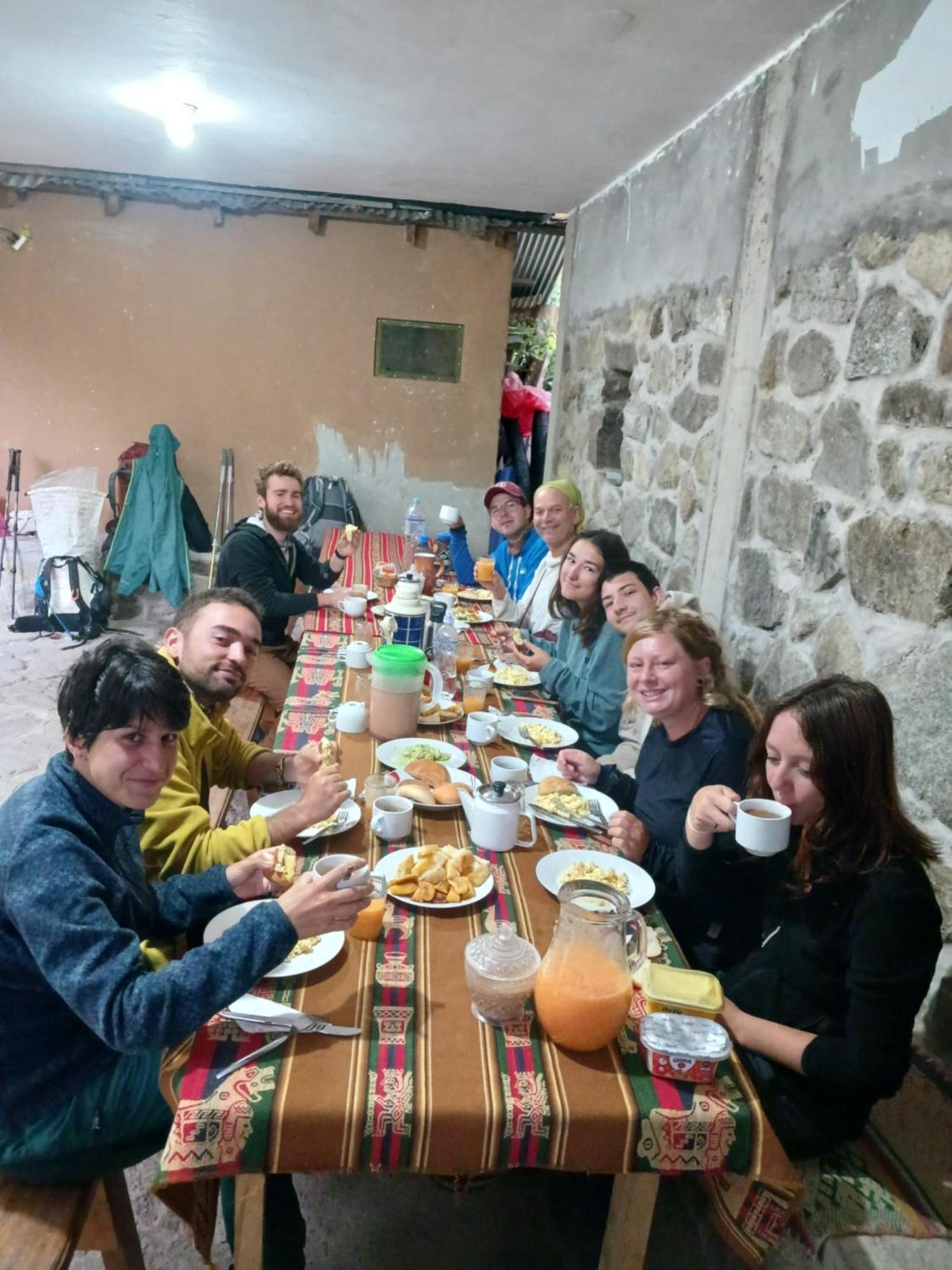 Lia B&B Lucmabamba Sahuayaco エクステリア 写真