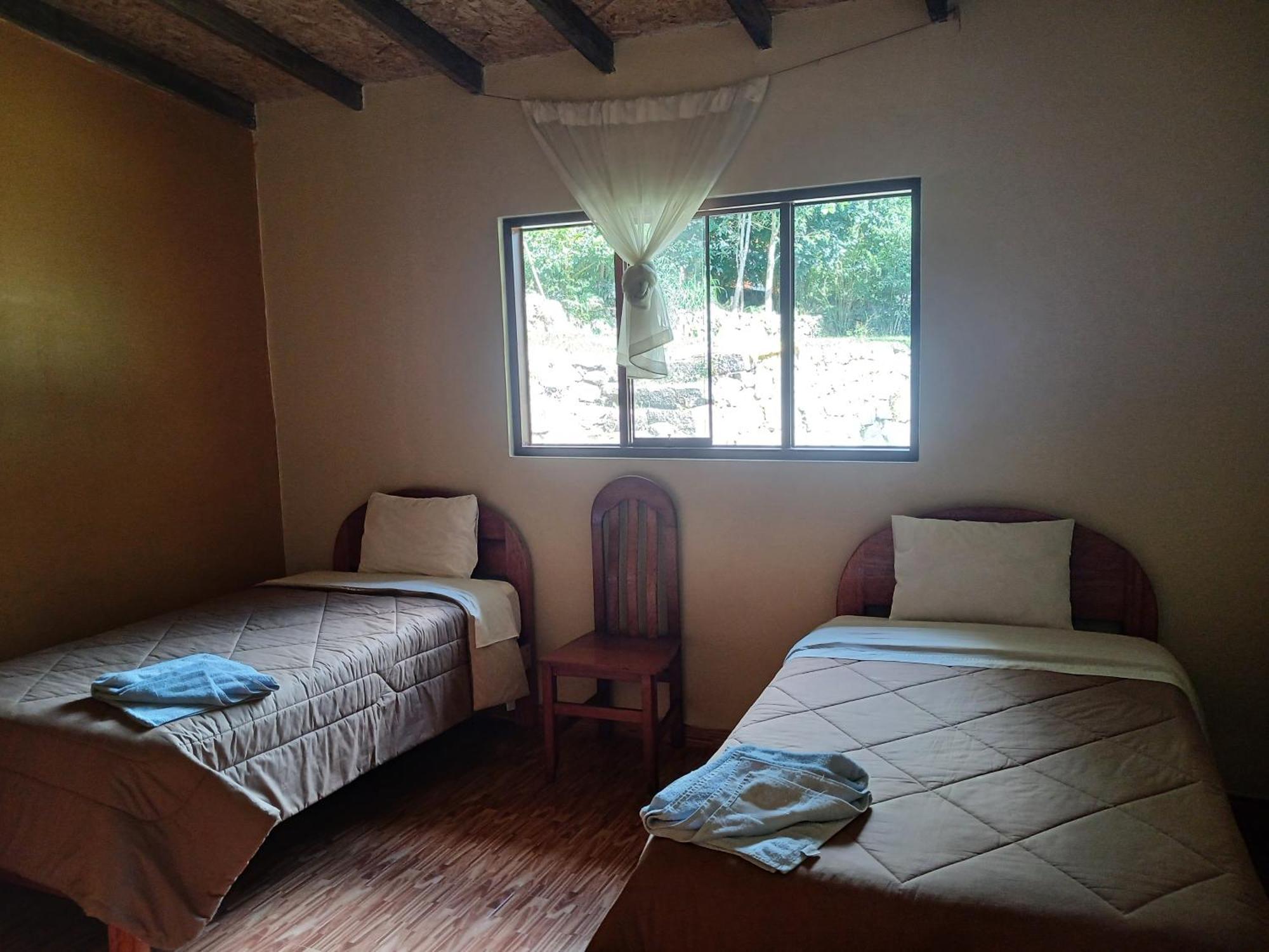 Lia B&B Lucmabamba Sahuayaco エクステリア 写真